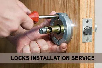 Capitol Locksmith Service Minneapolis, MN 612-424-8101 Capitol Locksmith Service Minneapolis, MN 612-424-8101 - lock-insta-sid-68-4mod